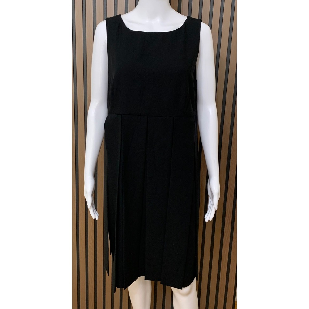 Cabi Women's Black Sleeveless Pleated Shift Dress Size 14 Square Neck Lined